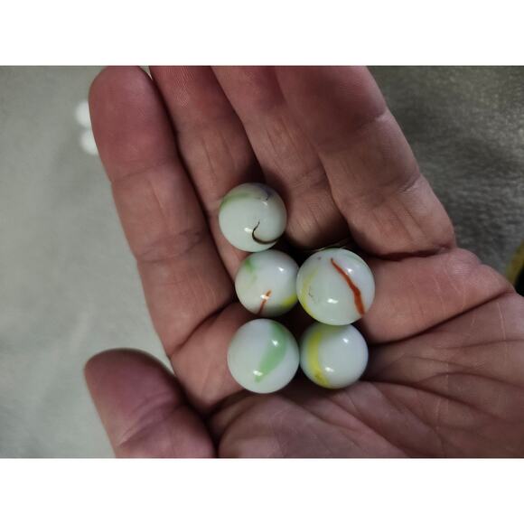 Lot 15 Vintage Milk Glass MARBLES Swirl Stripe White - Picture 5 of 6